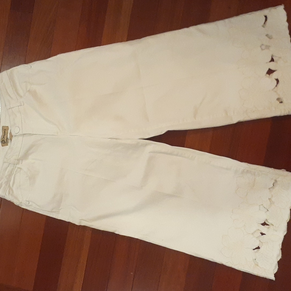 Democracy - Off White Wide Leg Jeans w/ Cutout Embroidery at Hem